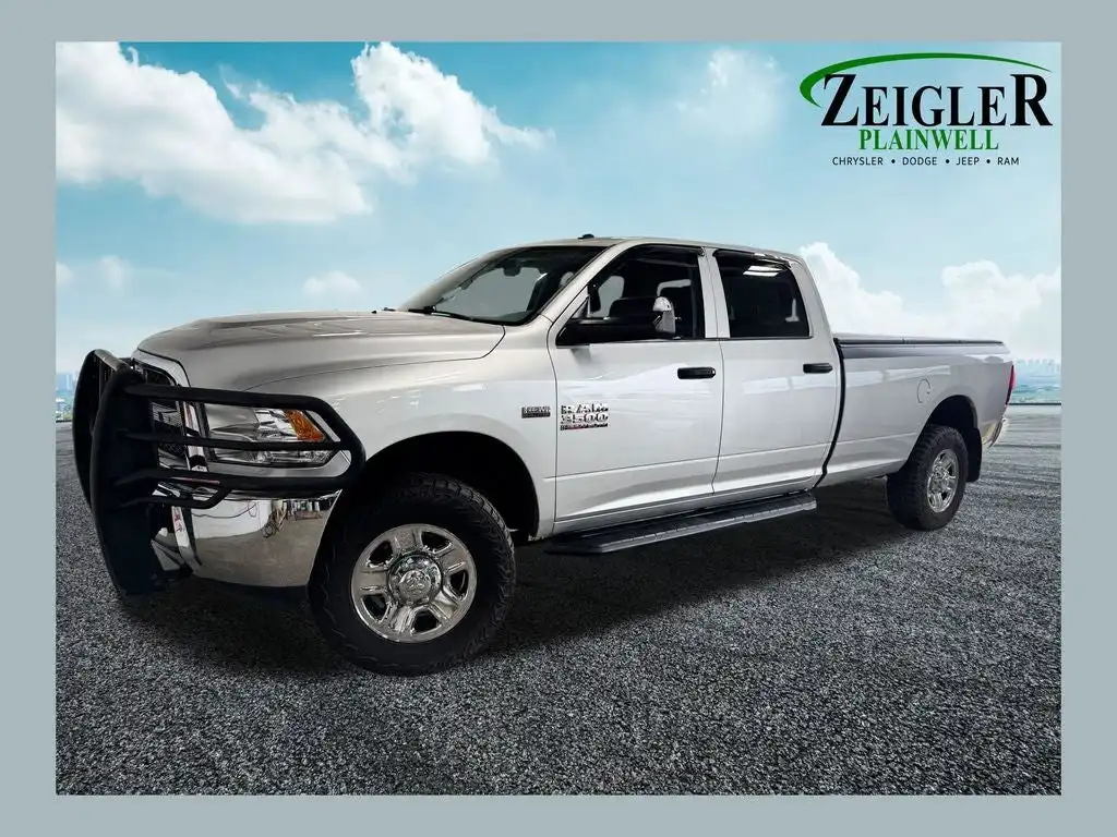 2017 RAM 3500 Tradesman 4X4 Crew Cab LWB's photo