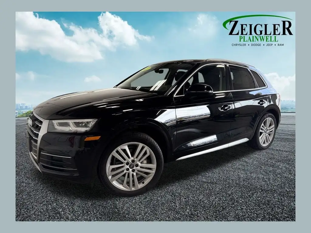 2018 Audi Q5 2.0T quattro S tronic Premium Plus's photo