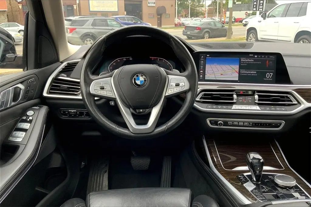 2021 BMW X7 xDrive40i photo 5