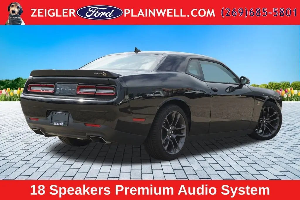 2023 Dodge Challenger R/T Scat Pack photo 5
