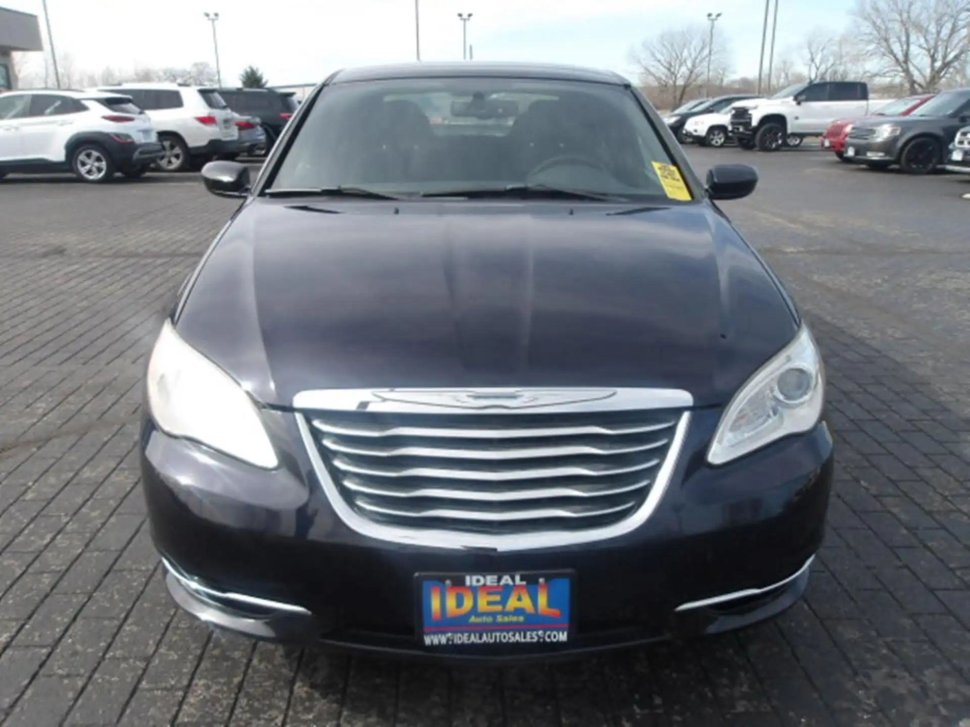 2012 Chrysler 200 Touring's photo