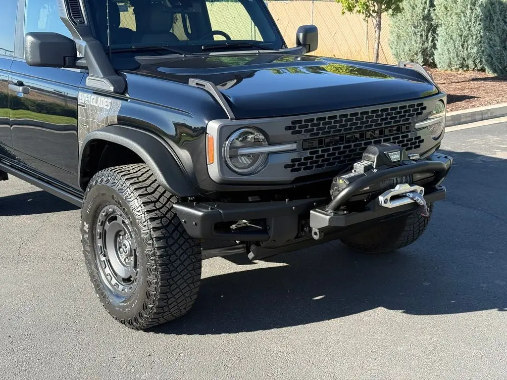 2024 Ford Bronco Everglades 4WD photo 3