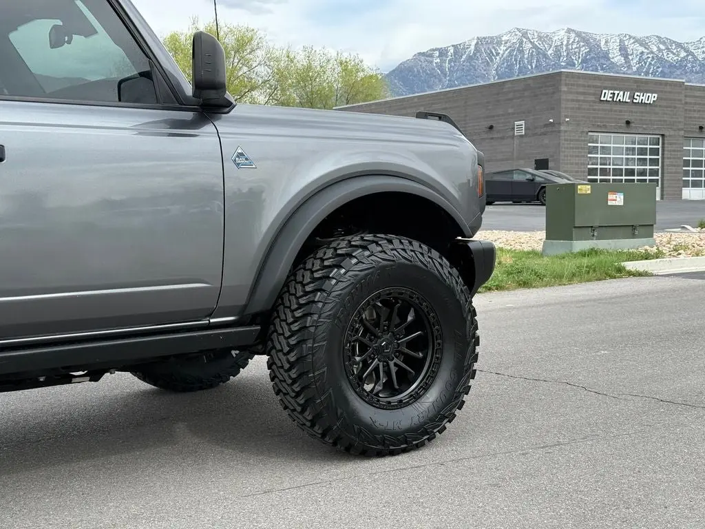 2023 Ford Bronco Black Diamond Advanced (322A) 4x4 photo 4