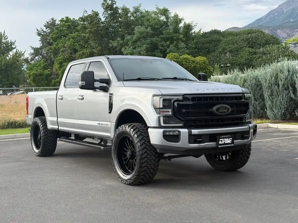 2022 Ford F-250 Lariat 4x4 Crew Cab 6-3/4' Box's photo