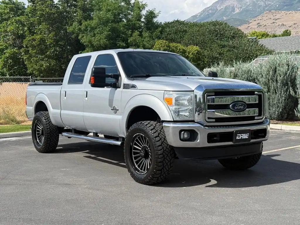 2015 Ford F-350 Lariat 4x4 Crew Cab 172-In SRW's photo