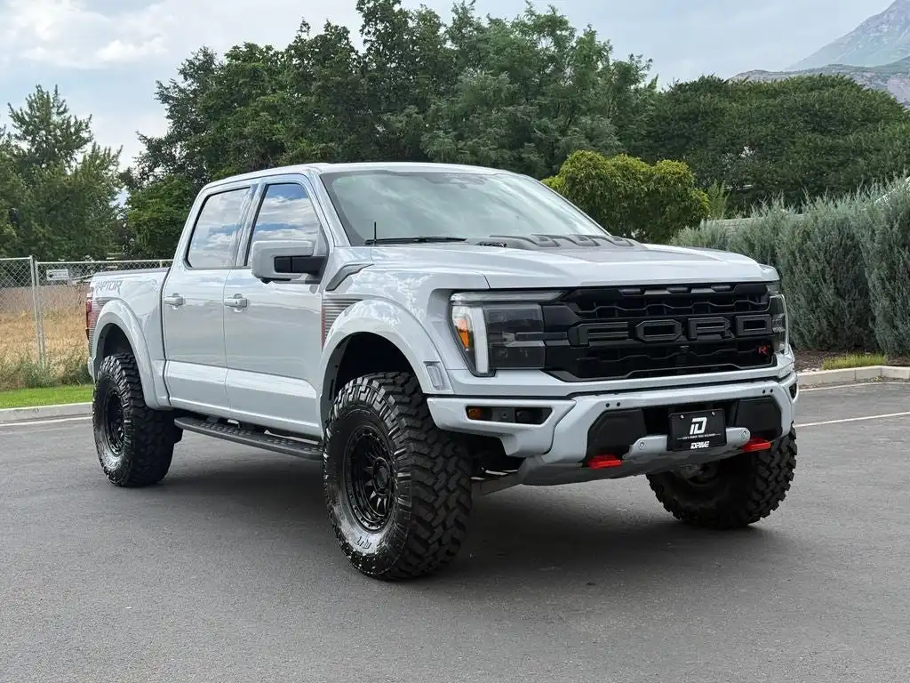 2025 Ford F-150 Raptor 4x4 SuperCrew 145 in's photo
