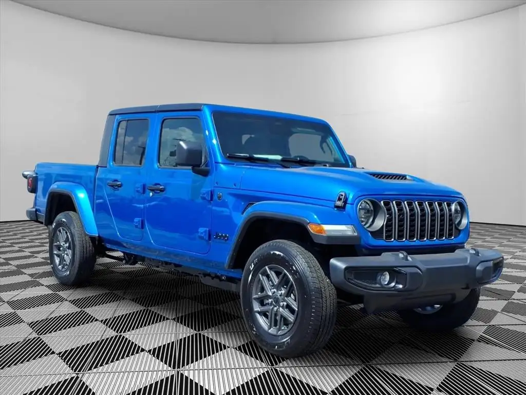 2026 Jeep Gladiator Sport S Auto's photo