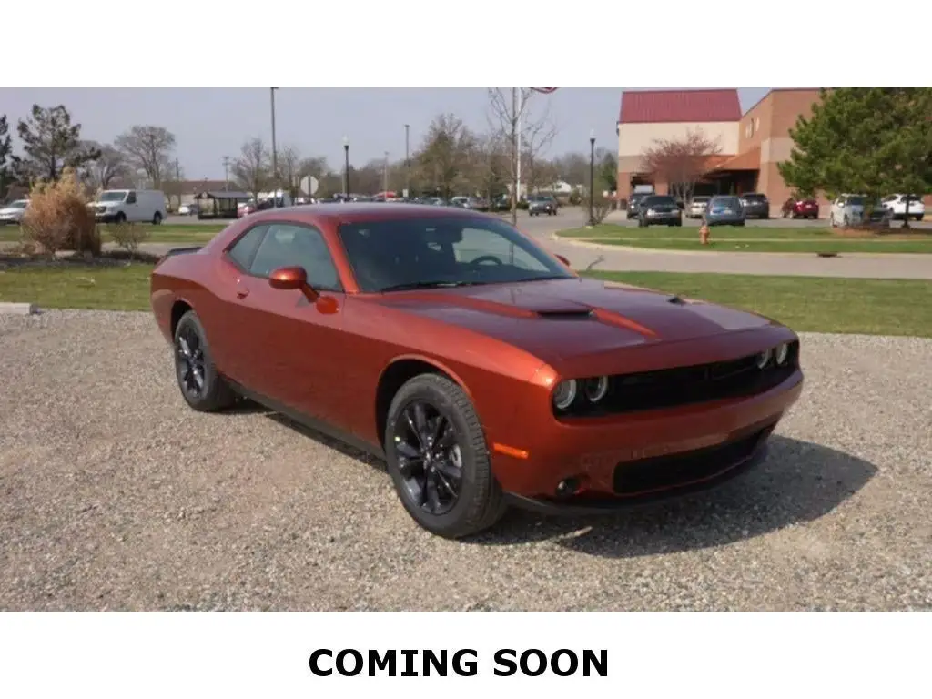 2021 Dodge Challenger SXT Auto photo 1