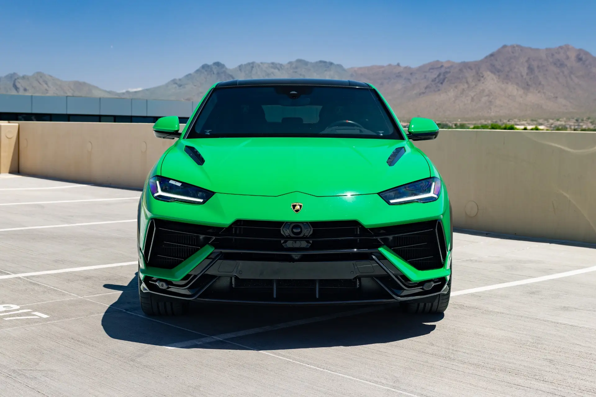2023 Lamborghini Urus 4.0 V8 Performante photo 3