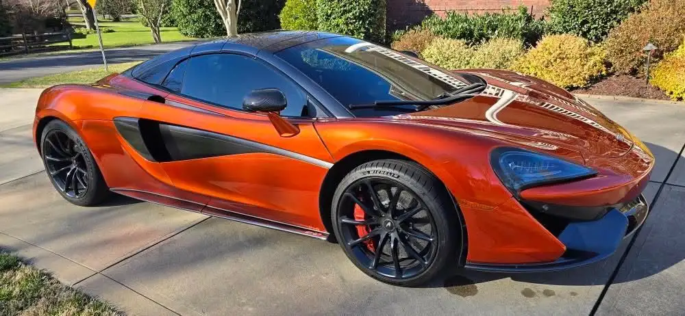 2019 McLaren 570S Spider's photo