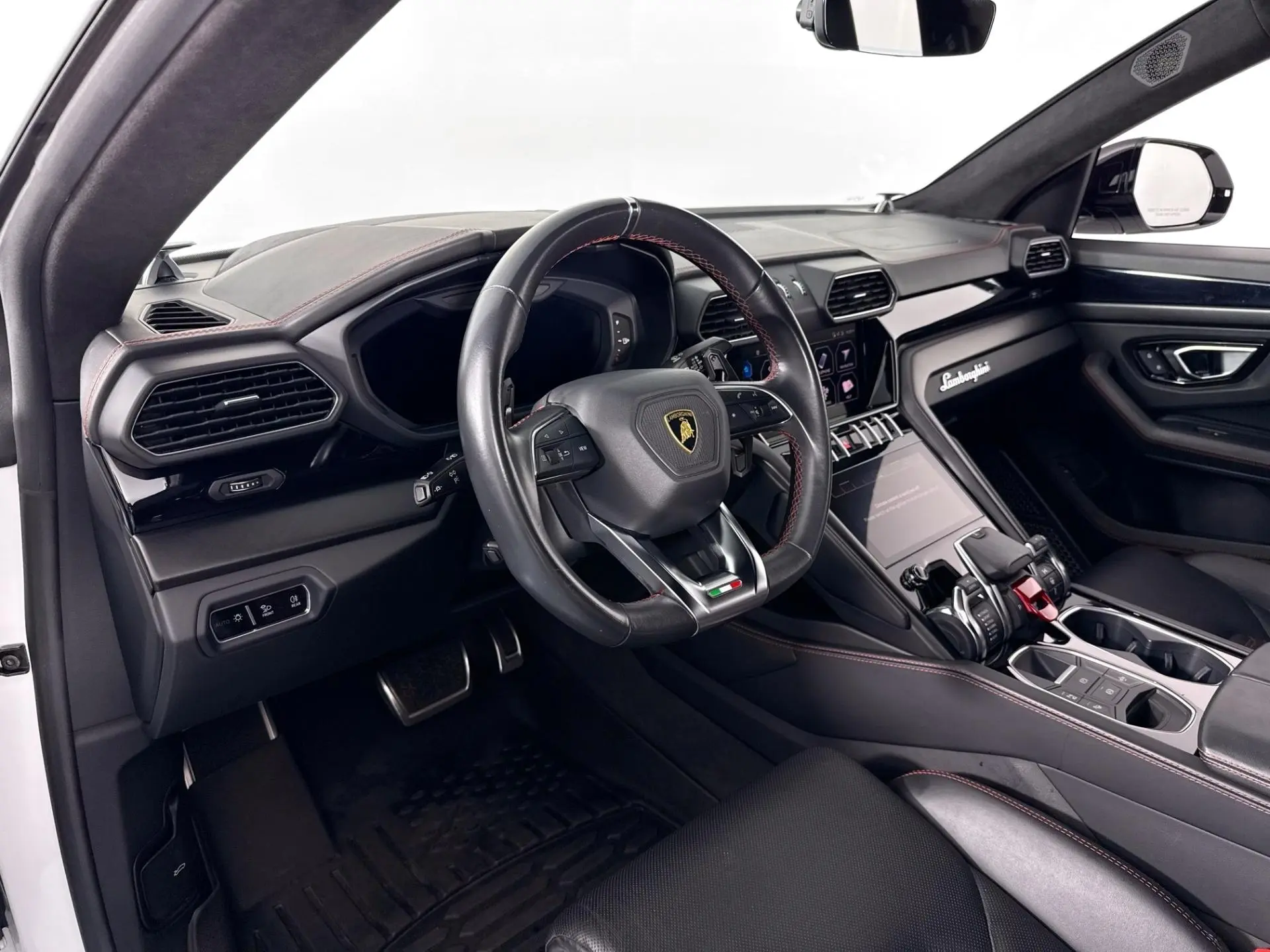 2021 Lamborghini Urus 4.0 V8 photo 5