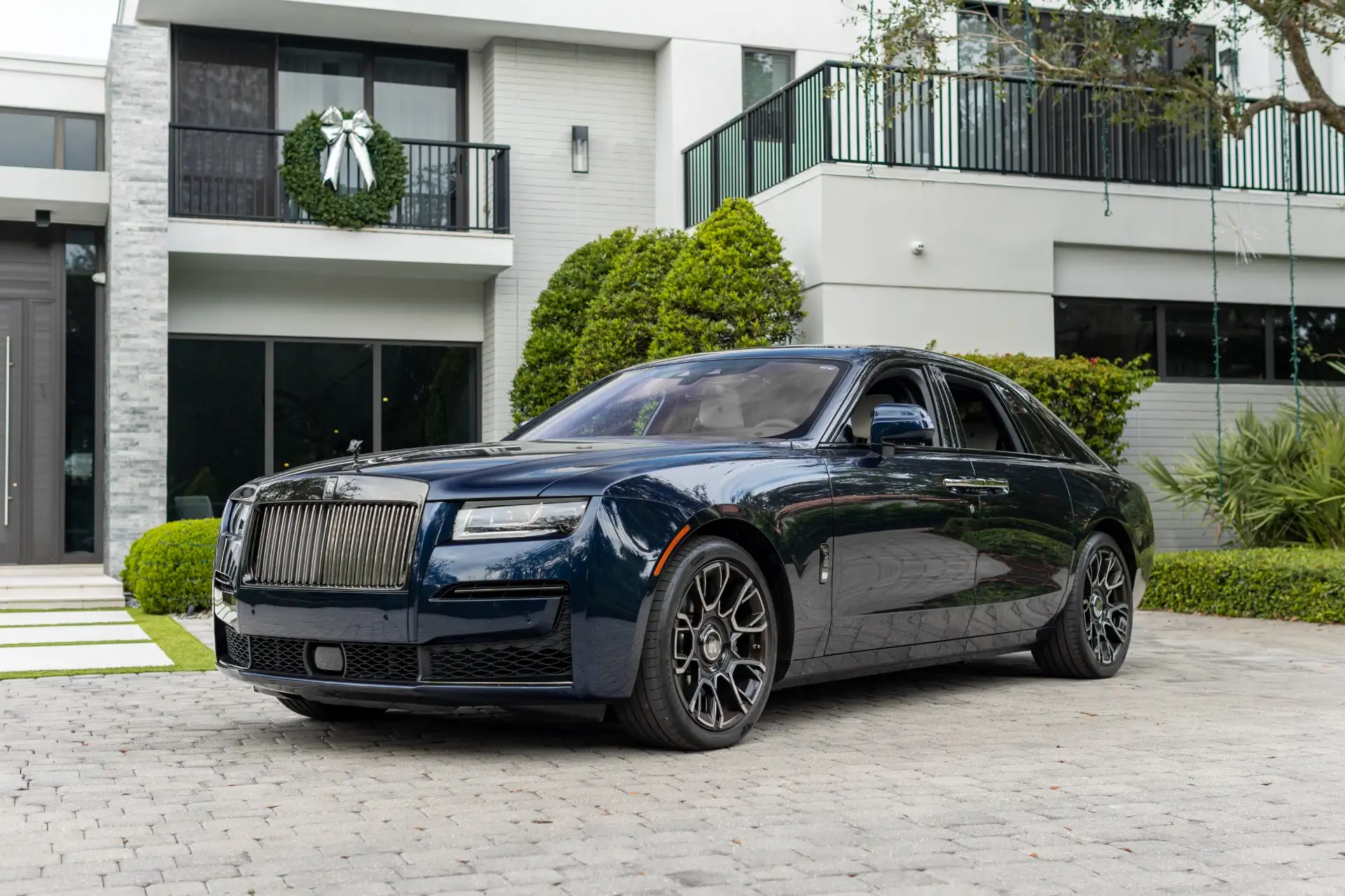 2023 Rolls-Royce Ghost Black Badge's photo
