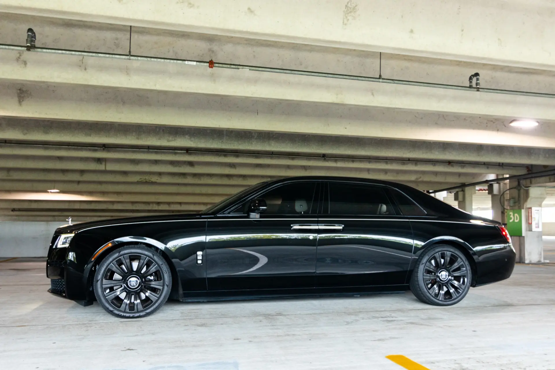 2021 Rolls-Royce Ghost EWB photo 3