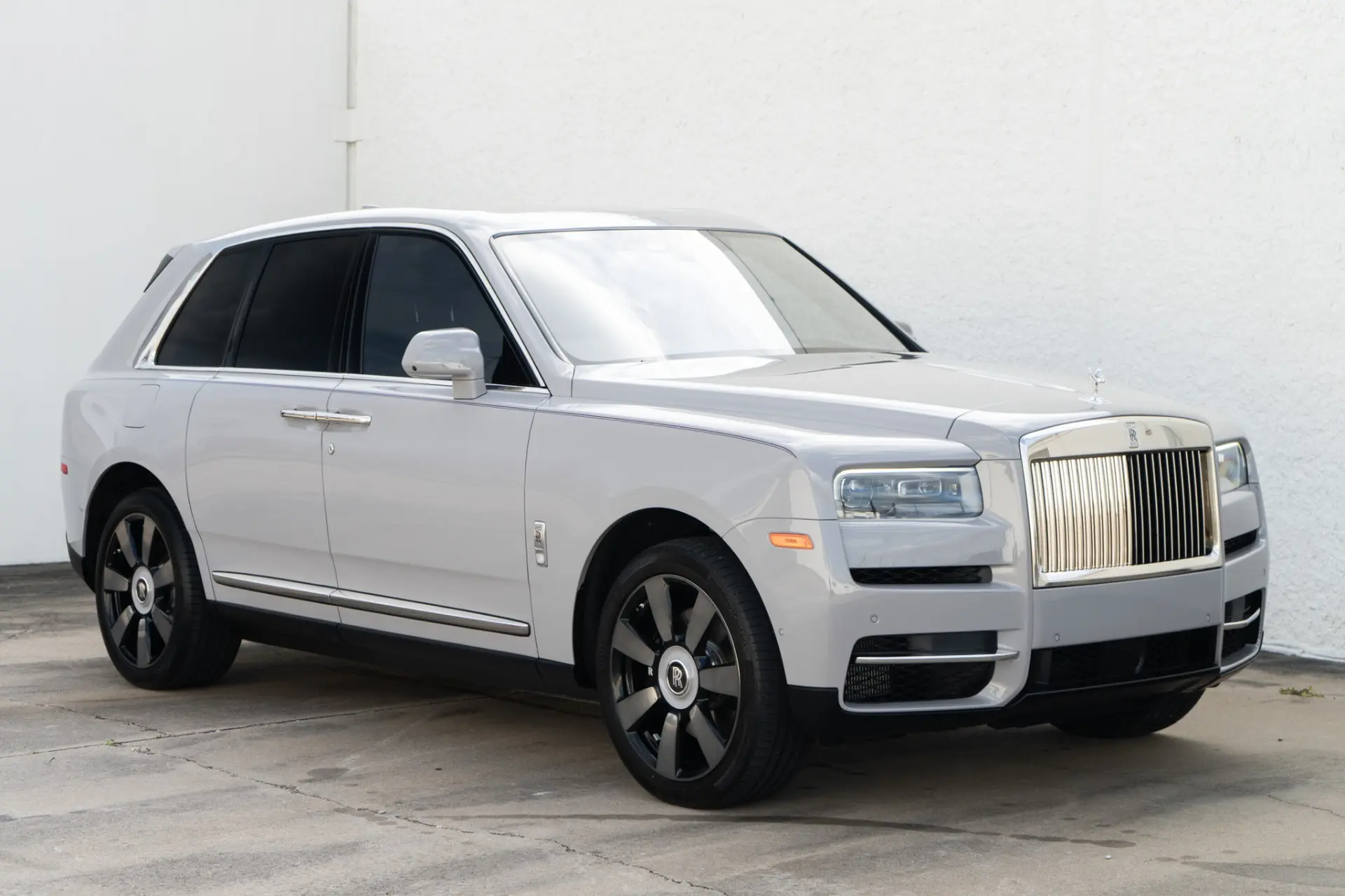 2024 Rolls-Royce Cullinan Base photo 4