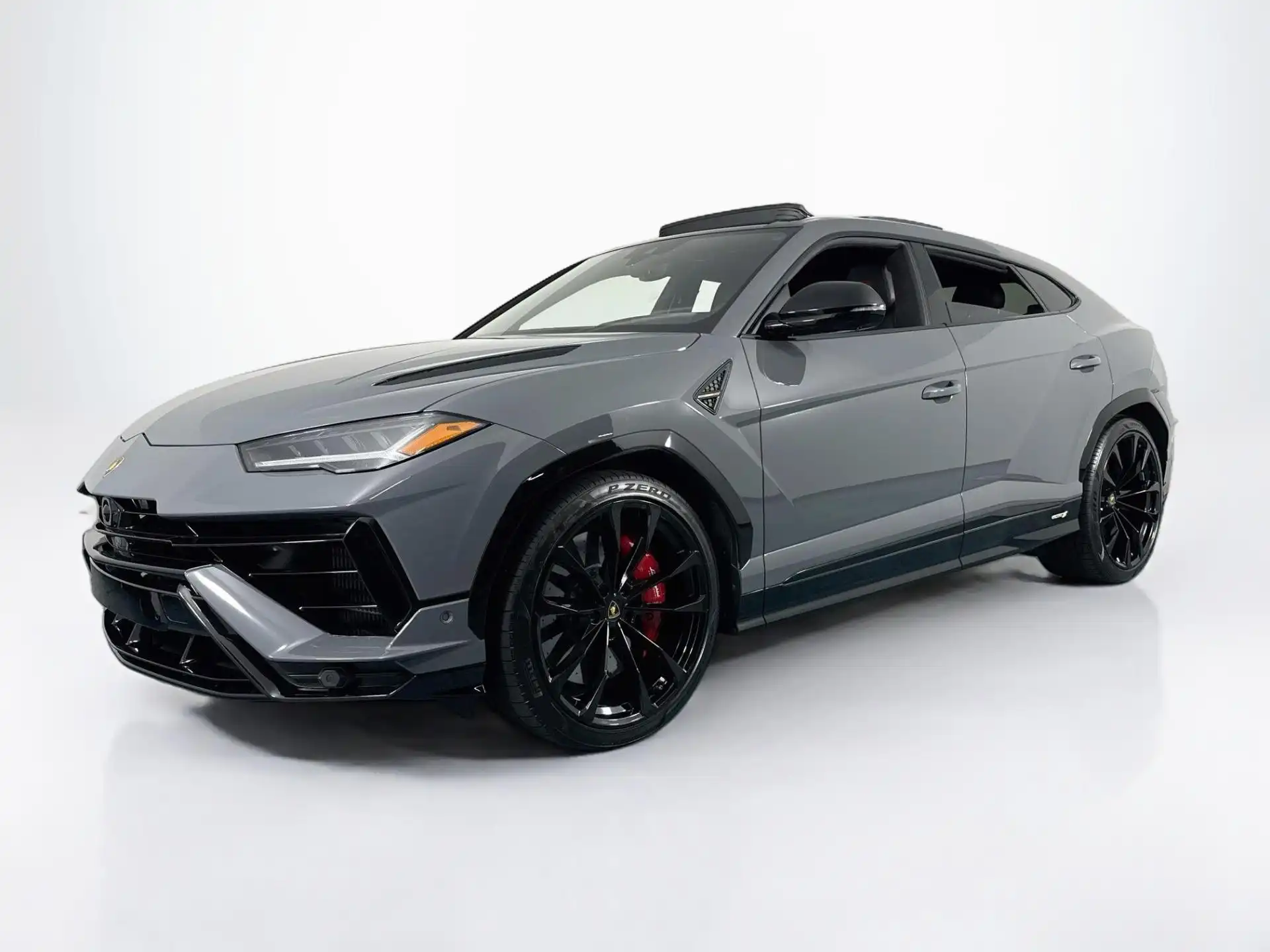 2024 Lamborghini Urus 4.0 V8 S's photo