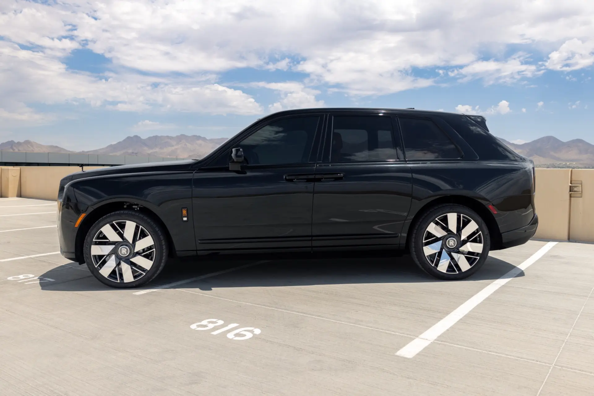 2026 Rolls-Royce Cullinan Base photo 5