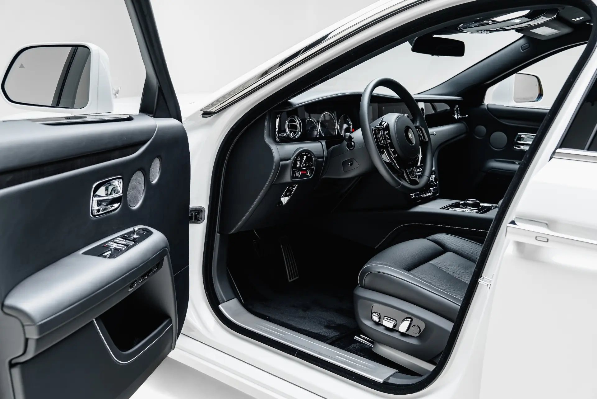 2022 Rolls-Royce Ghost Ghost photo 3