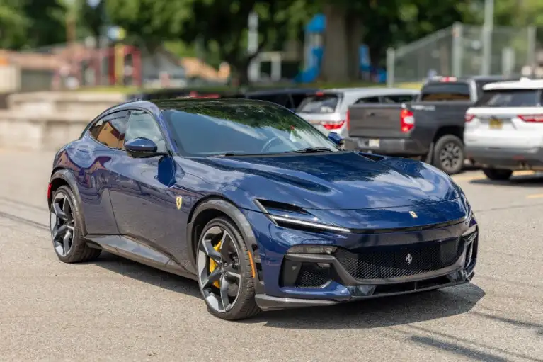 2026 Ferrari Purosangue Base's photo