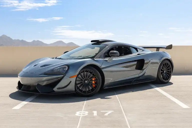 2020 McLaren 620R's photo