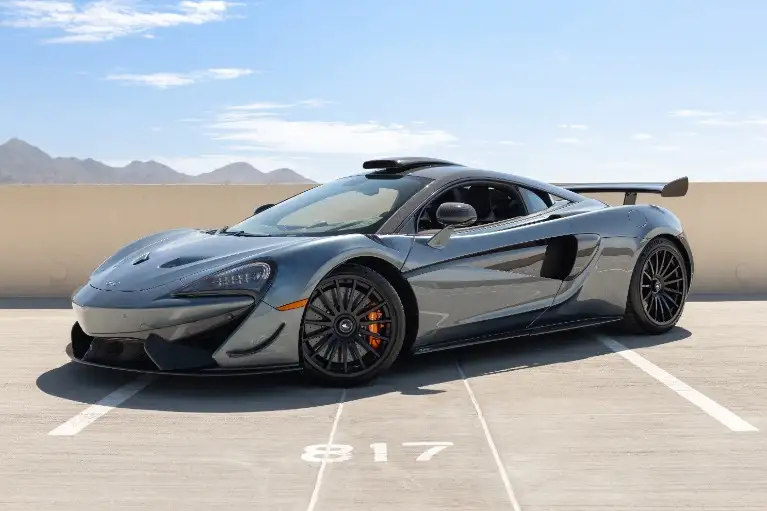 2020 McLaren 620R's photo