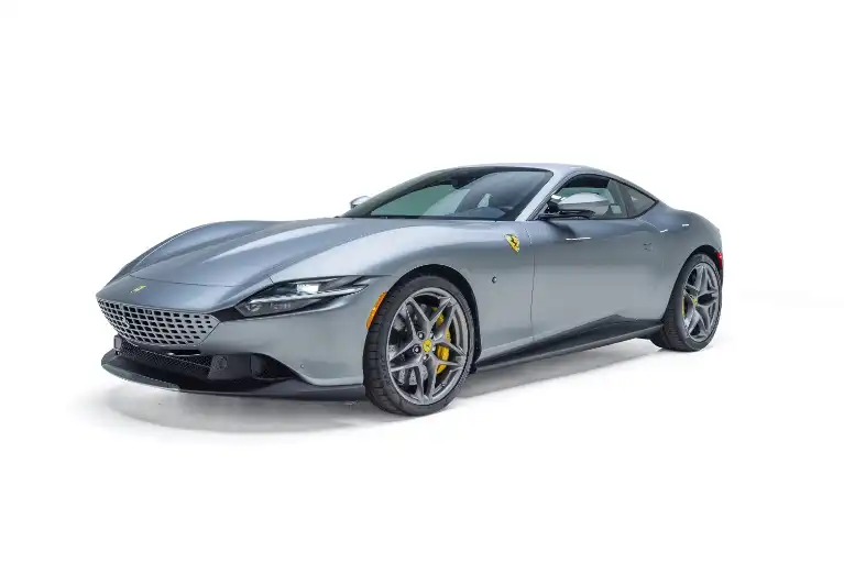 2023 Ferrari Roma Spider's photo