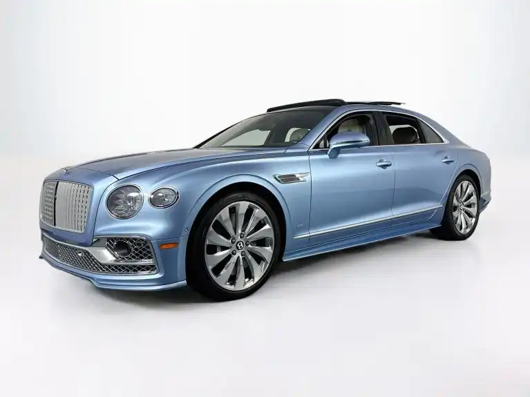 2022 Bentley Flying Spur's photo