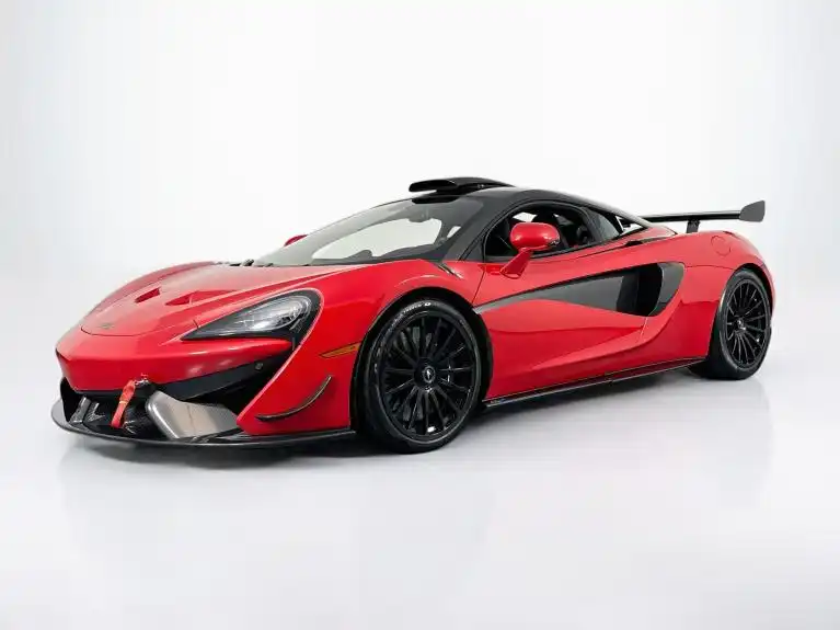 2020 McLaren 620R's photo