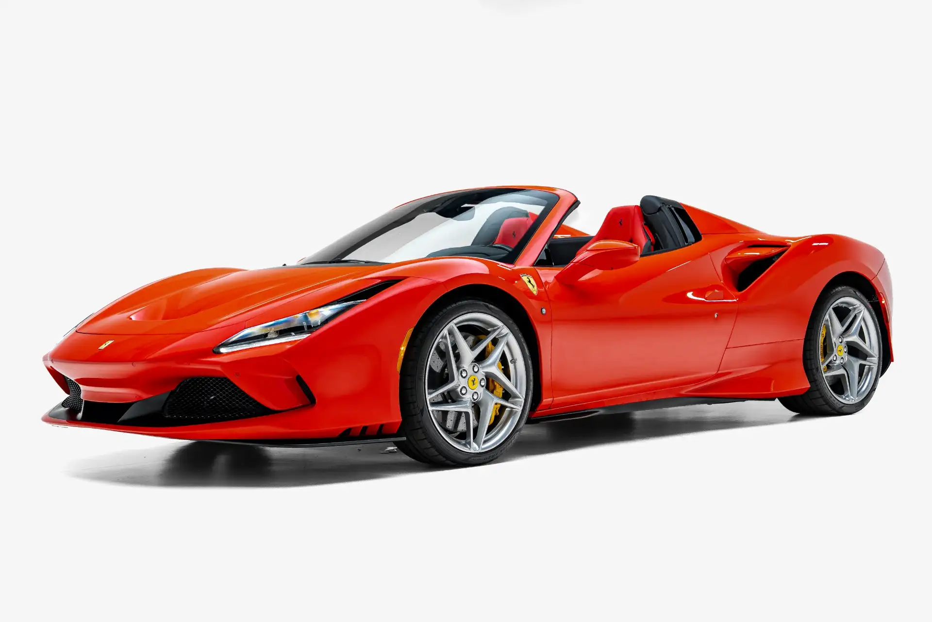 2022 Ferrari F8 Spyder's photo