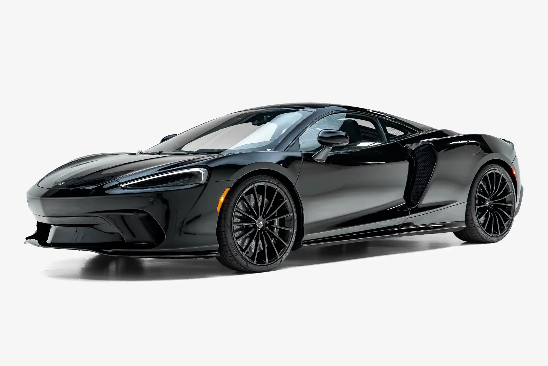 2023 McLaren GT Base's photo