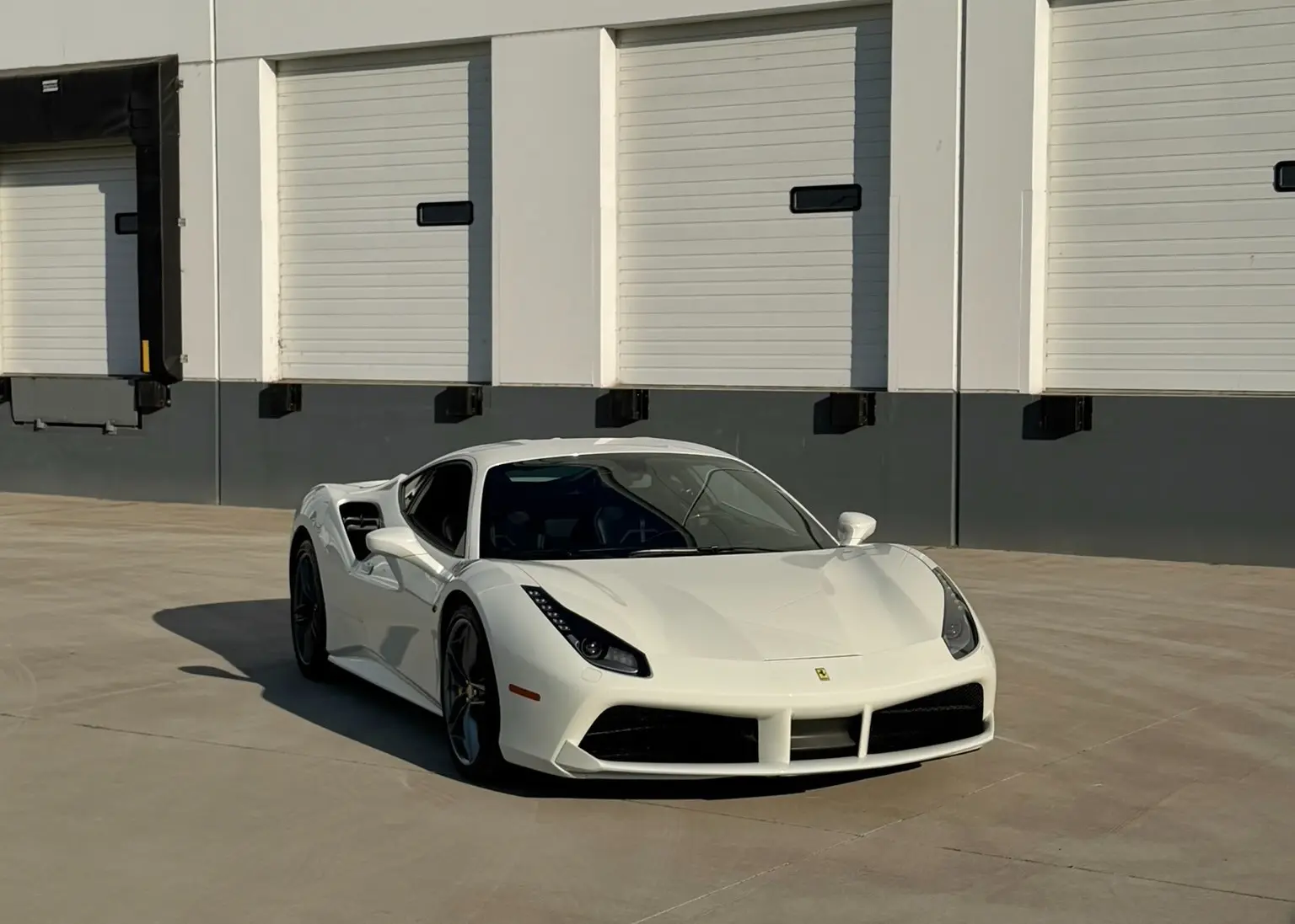 2019 Ferrari 488 Base photo 3
