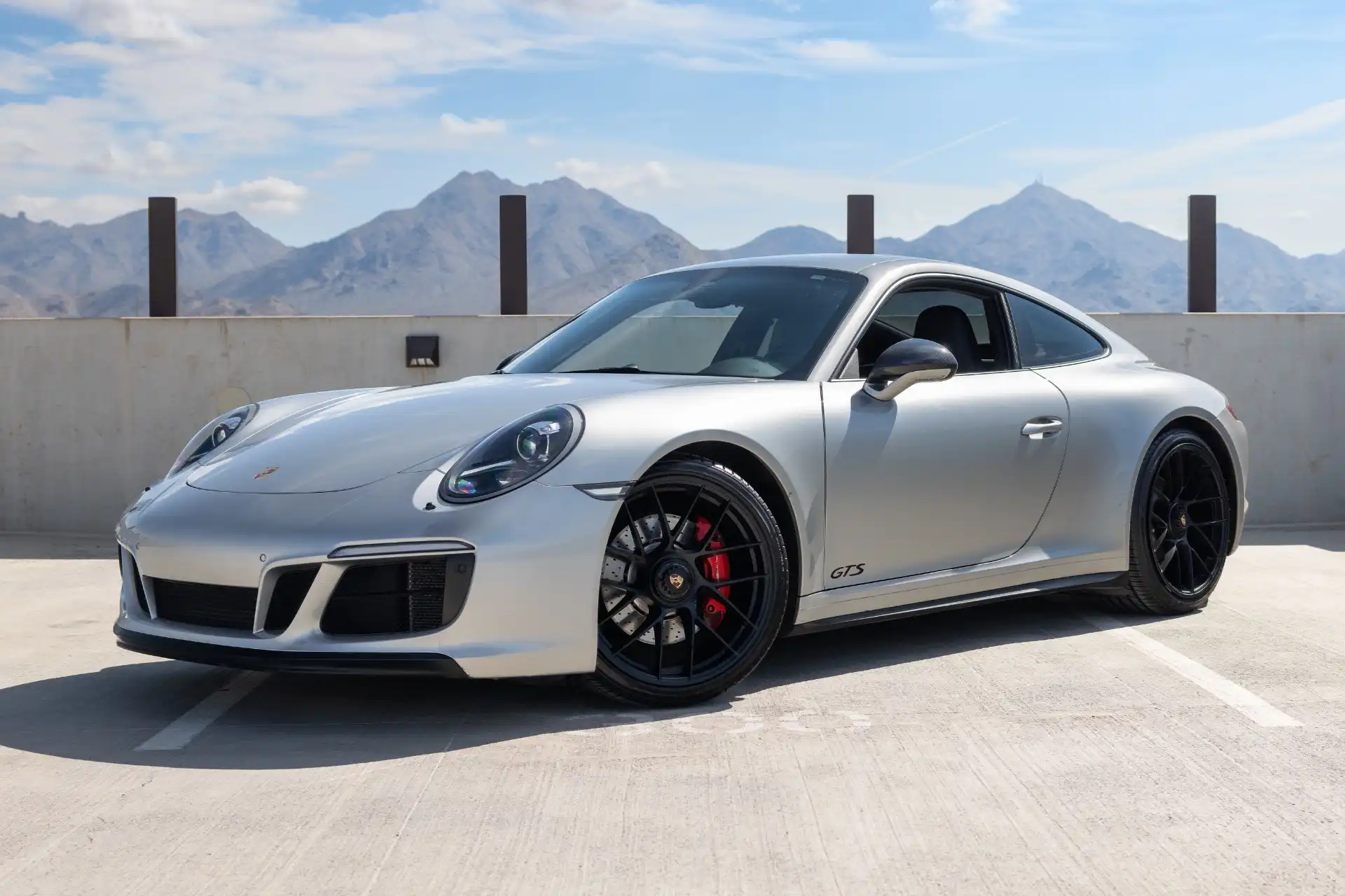 2018 Porsche 911 Carrera 4 GTS Coupe's photo