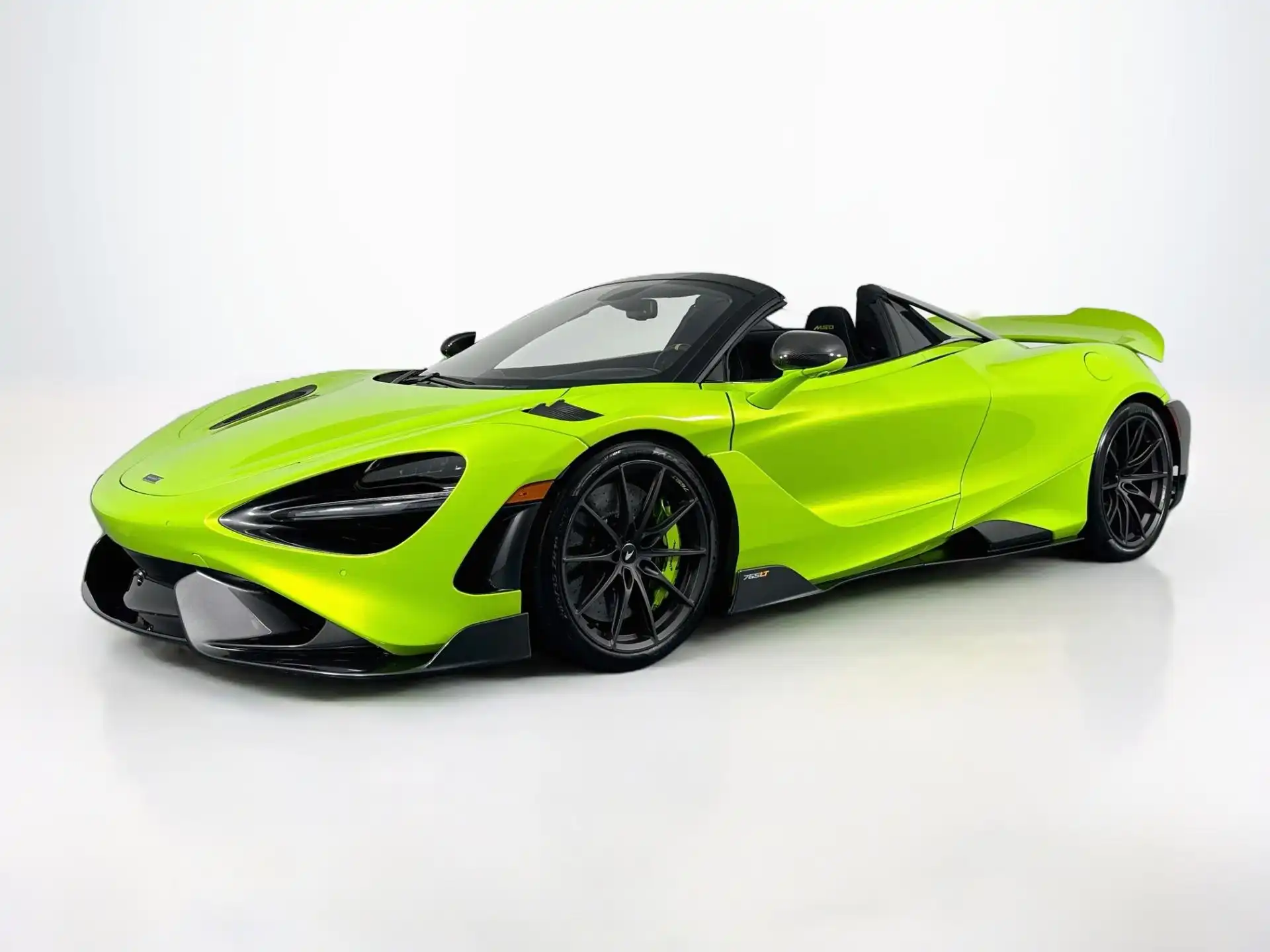2022 McLaren 765LT Base's photo