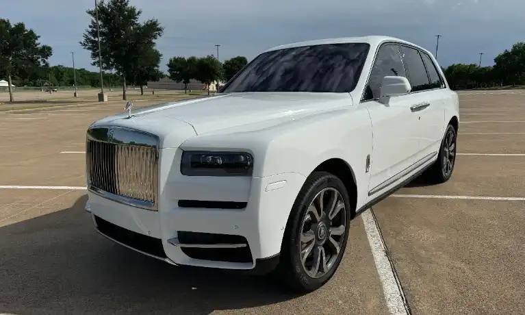 2024 Rolls-Royce Cullinan Base's photo