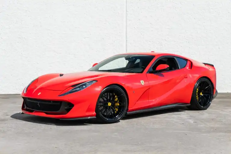 2019 Ferrari 812 Base's photo