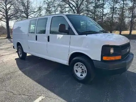 2007 Chevrolet Express 3500 Extended's photo