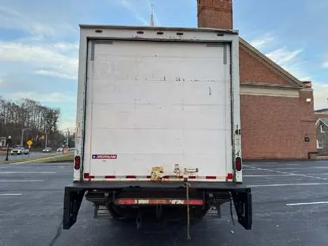 2017 Isuzu NPR-HD Panel - Cargo Van photo 4