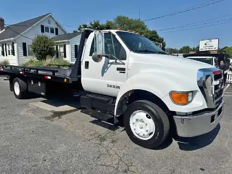 2006 Ford F-650's photo