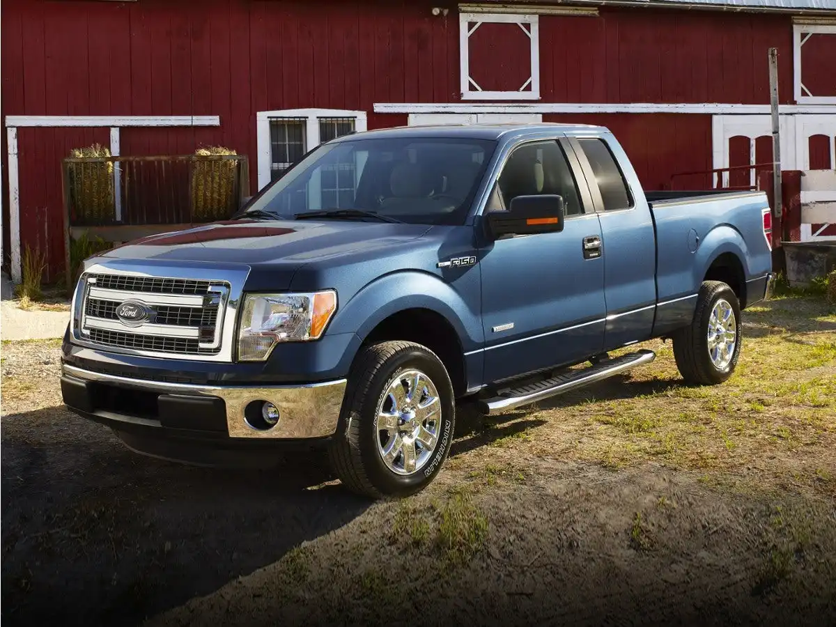 2013 Ford F-150 XLT 4x4 SuperCab 145-in's photo