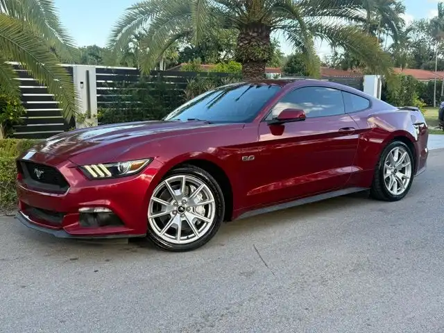 2015 Ford Mustang GT Coupe Premium's photo