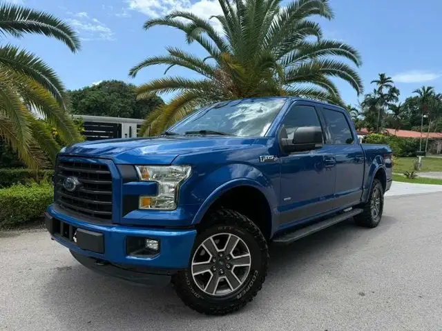 2017 Ford F-150 XLT 4x4 SuperCrew 5-1/2 Box's photo
