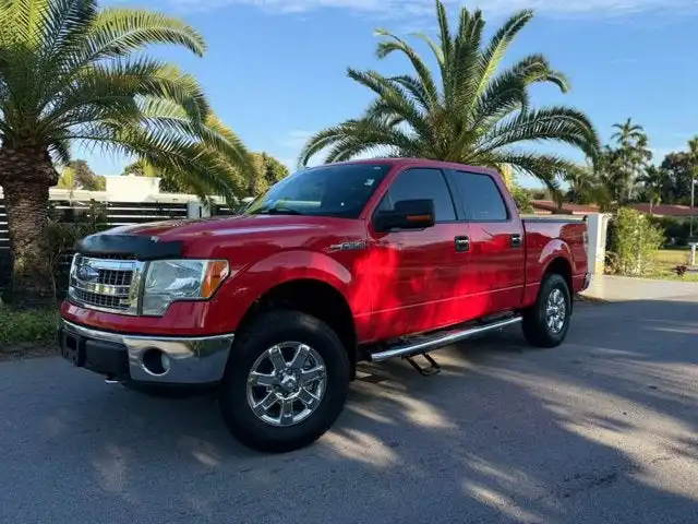 2013 Ford F-150 XLT 4x4 SuperCrew 145-in's photo