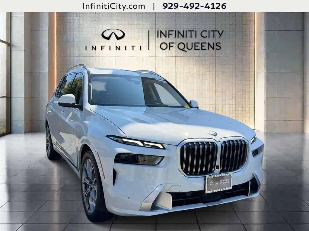 2024 BMW X7 xDrive40i's photo