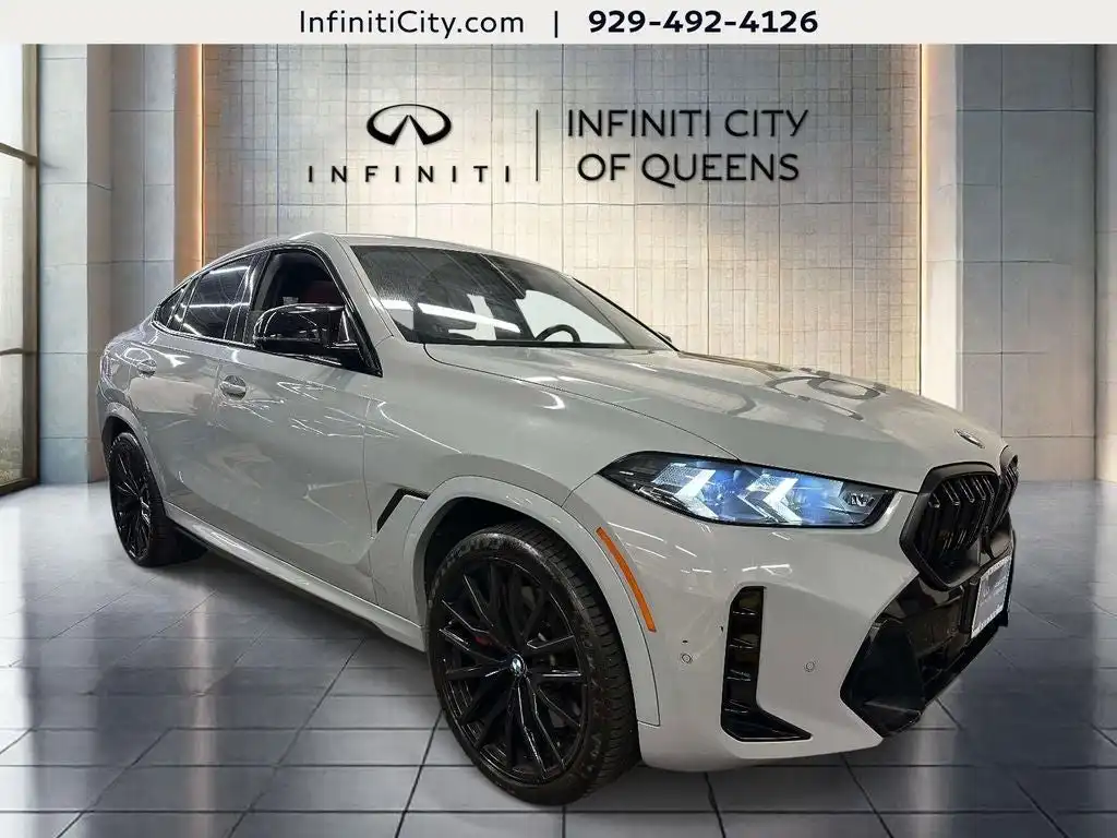 2024 BMW X6 M60i's photo