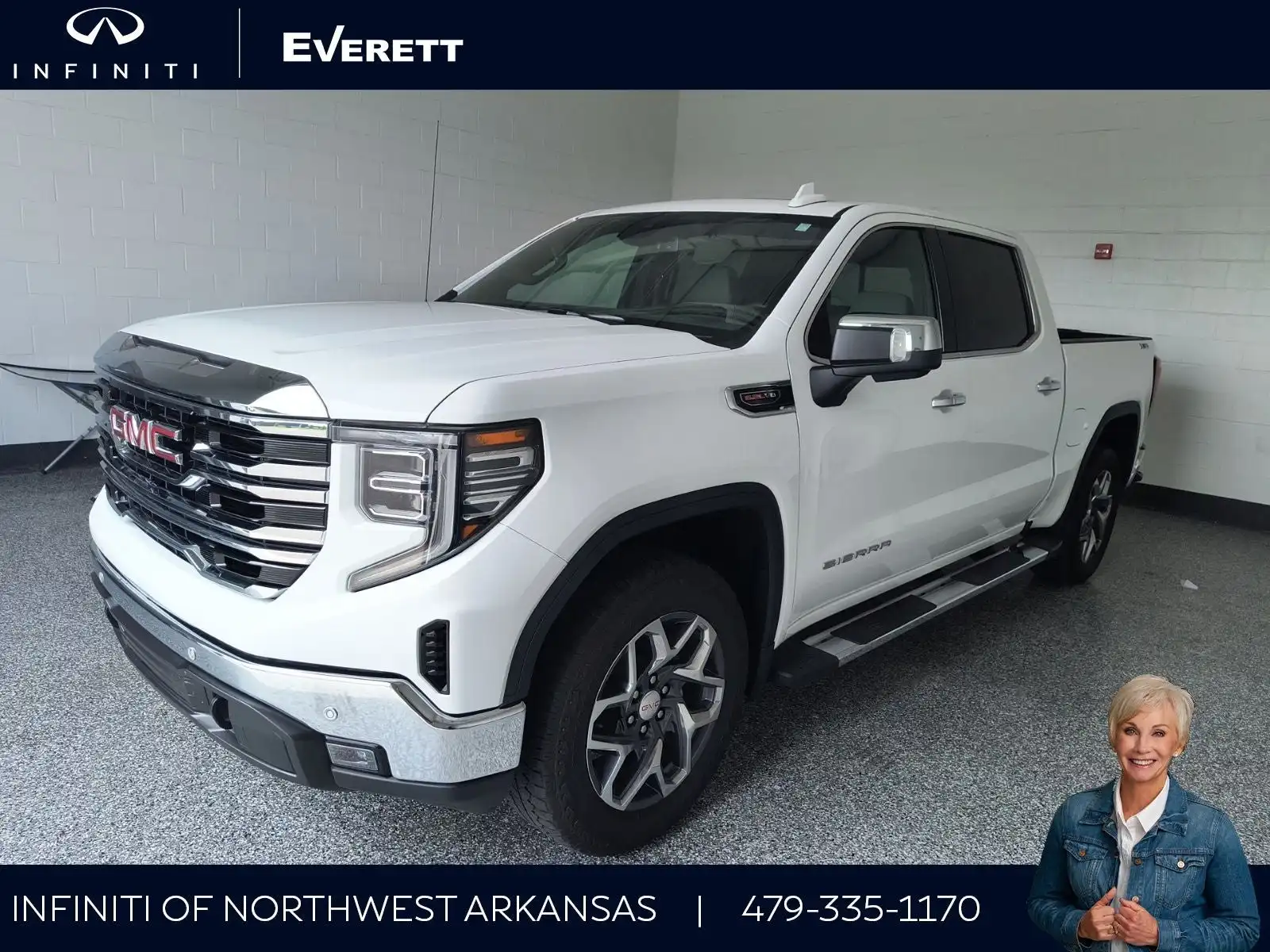 2025 GMC Sierra 4WD Crew Cab Standard Box SLT's photo