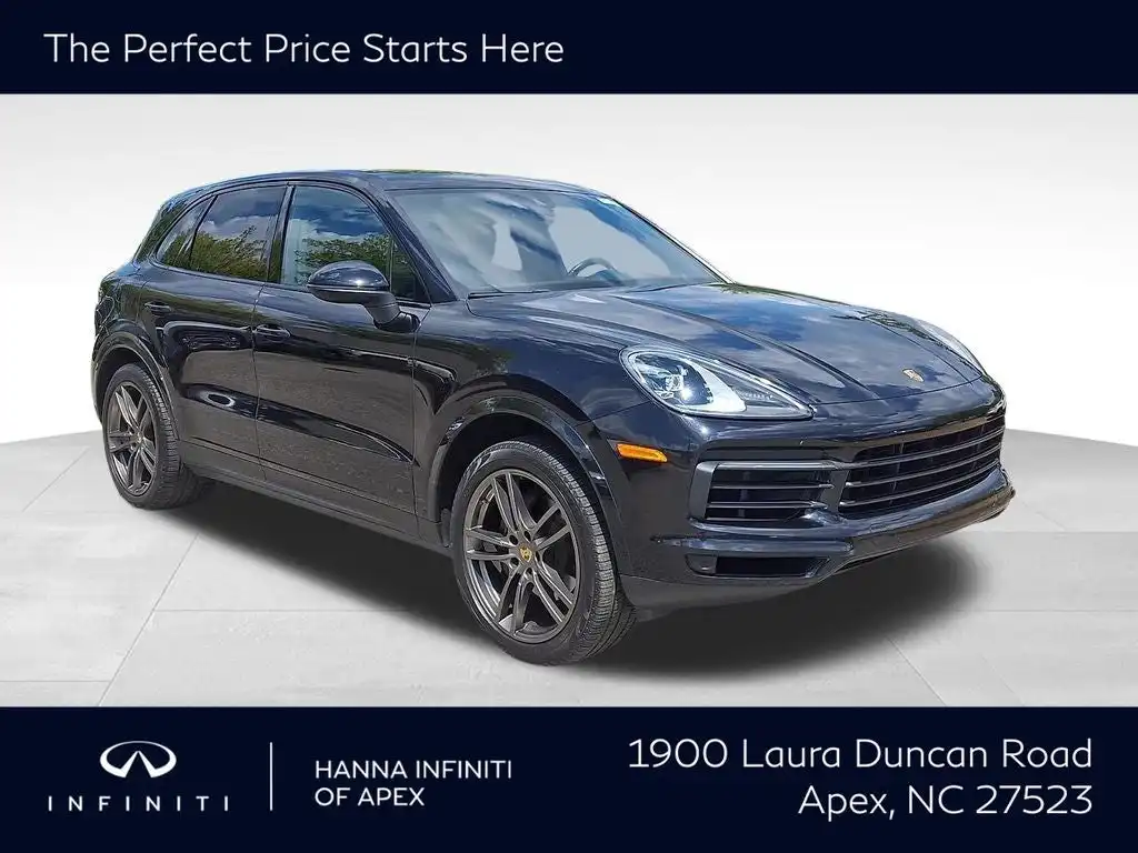 2019 Porsche Cayenne Base's photo
