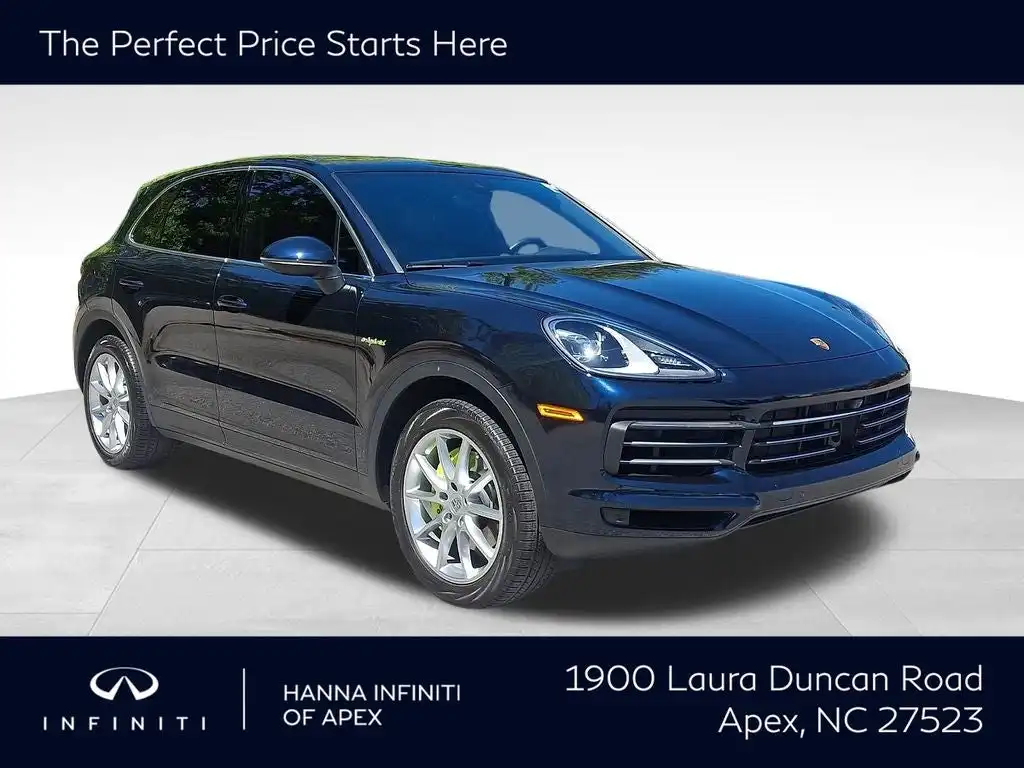 2021 Porsche Cayenne E-Hybrid's photo