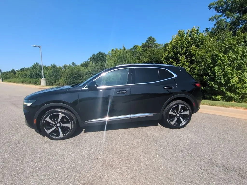 2021 Buick Envision Essence AWD photo 4