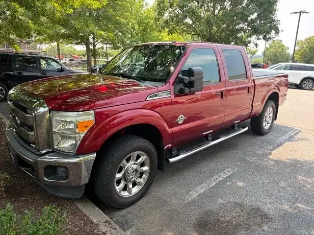 2016 Ford F-250 Lariat 4x4 Crew Cab 8' Box's photo