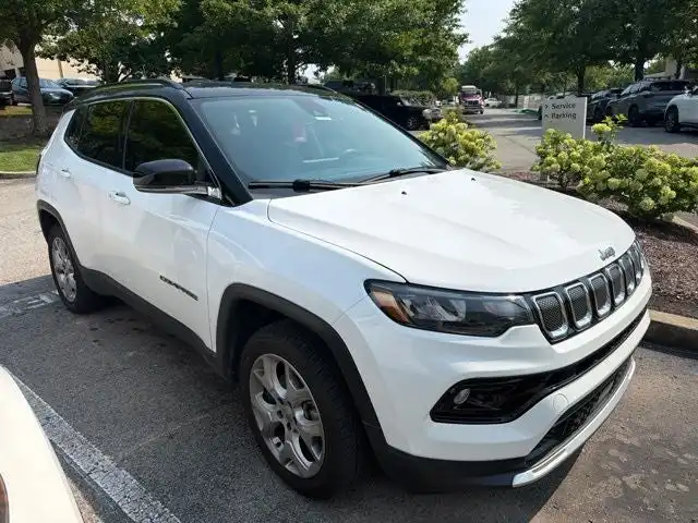 2022 Jeep Compass Limited 4X4's photo