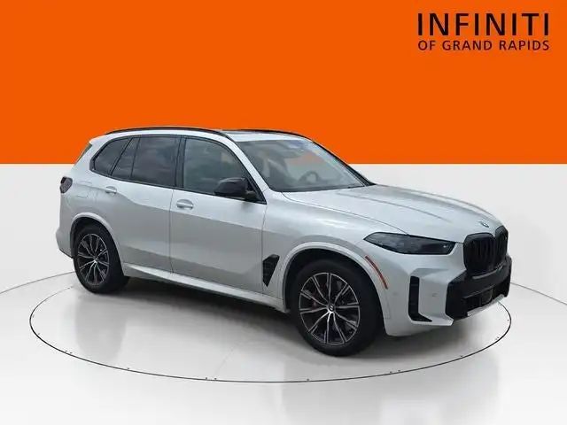 2025 BMW X5 M60i's photo